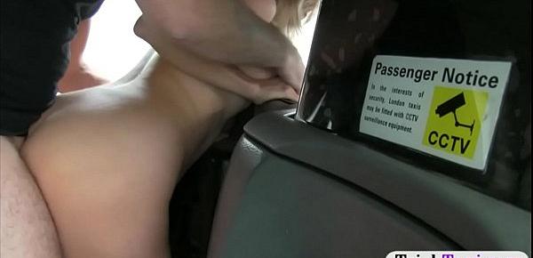 Busty amateur passenger banged by fraud driver for free